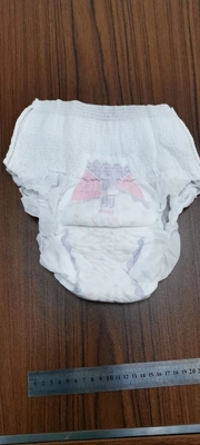 I cuscinetti mestruali ansimano i cuscinetti del tovagliolo sanitario di periodo mensile per le donne