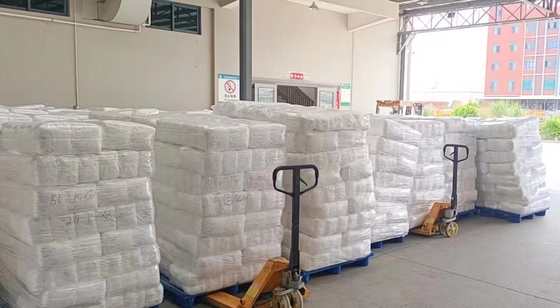 Pad sanitari per donne ad alta assorbente per il massimo comfort e diversi colori